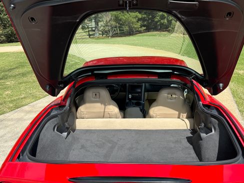 Used 2006 Chevrolet Corvette Coupe w/ Preferred Equipment Group image 16