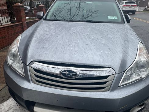 Used 2012 Subaru Outback 2.5i Limited image 12