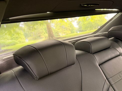 Used 2015 Mercedes-Benz S 550 4MATIC Sedan image 17