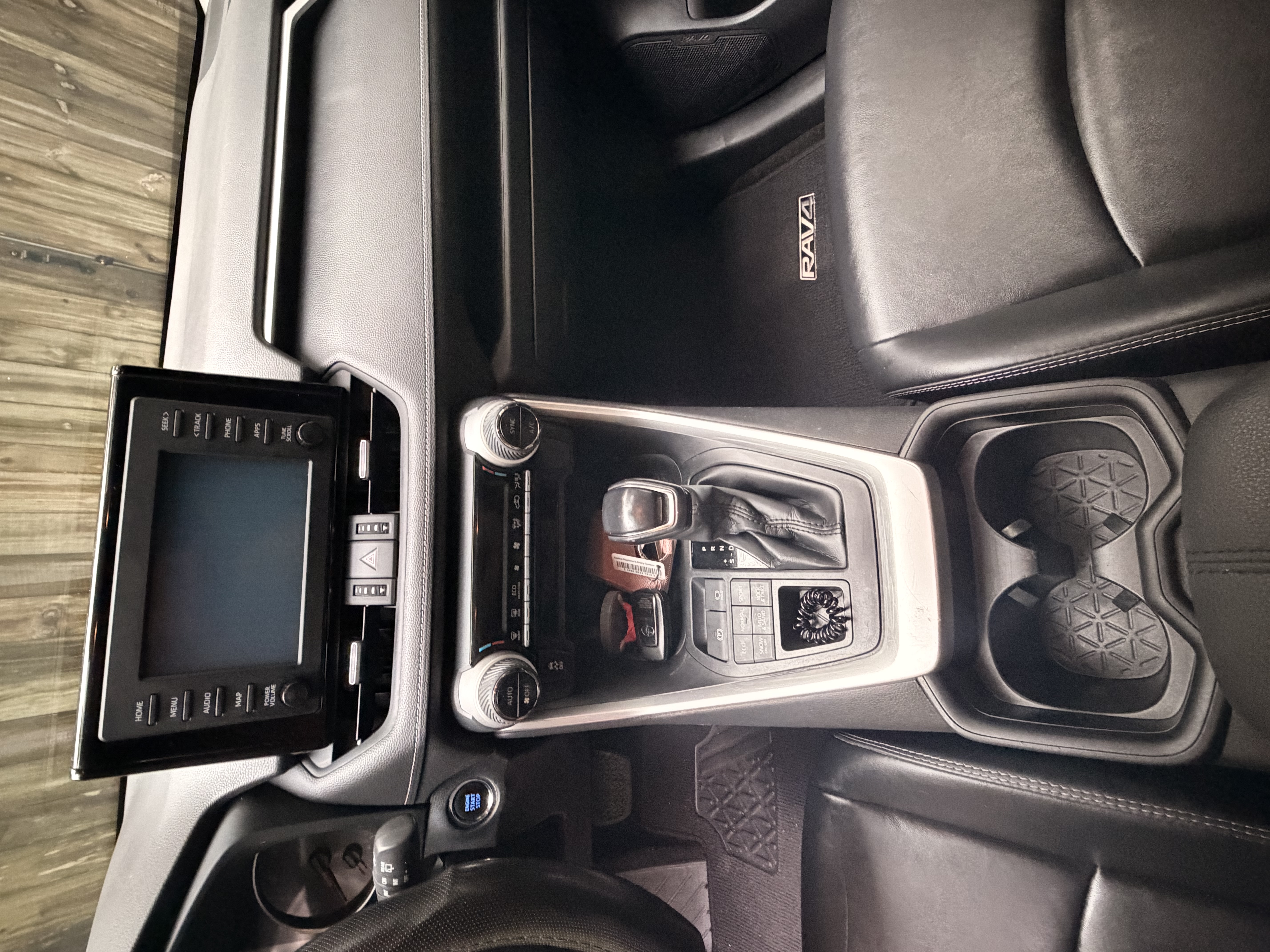 Used 2019 Toyota RAV4 XLE Premium AWD/4WD image 15