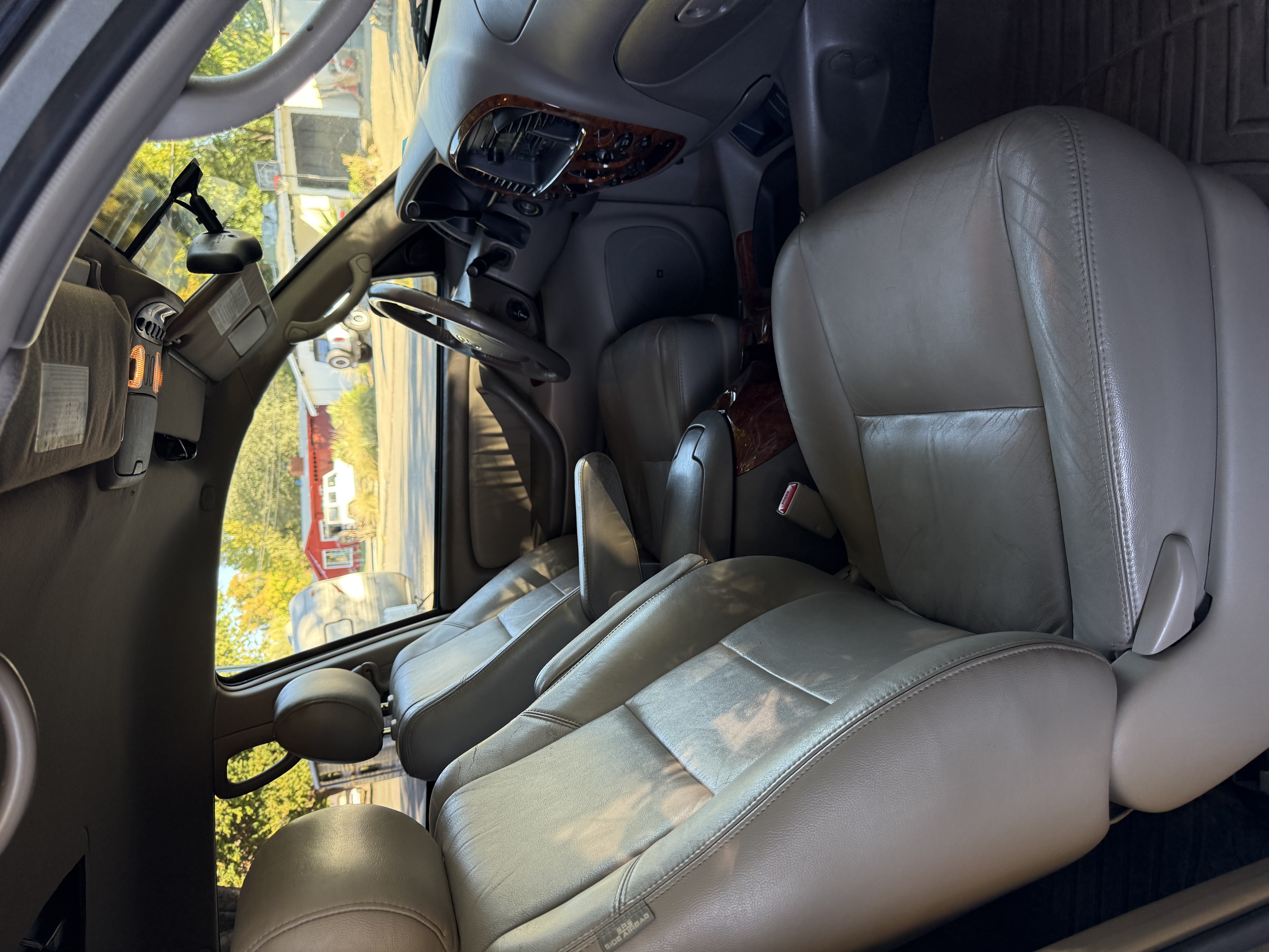 Used 2005 Toyota Tundra Limited w/ All Weather Guard Pkg AWD/4WD image 6