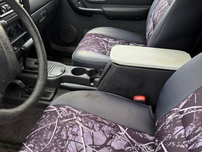 Used 2000 Jeep Cherokee Sport