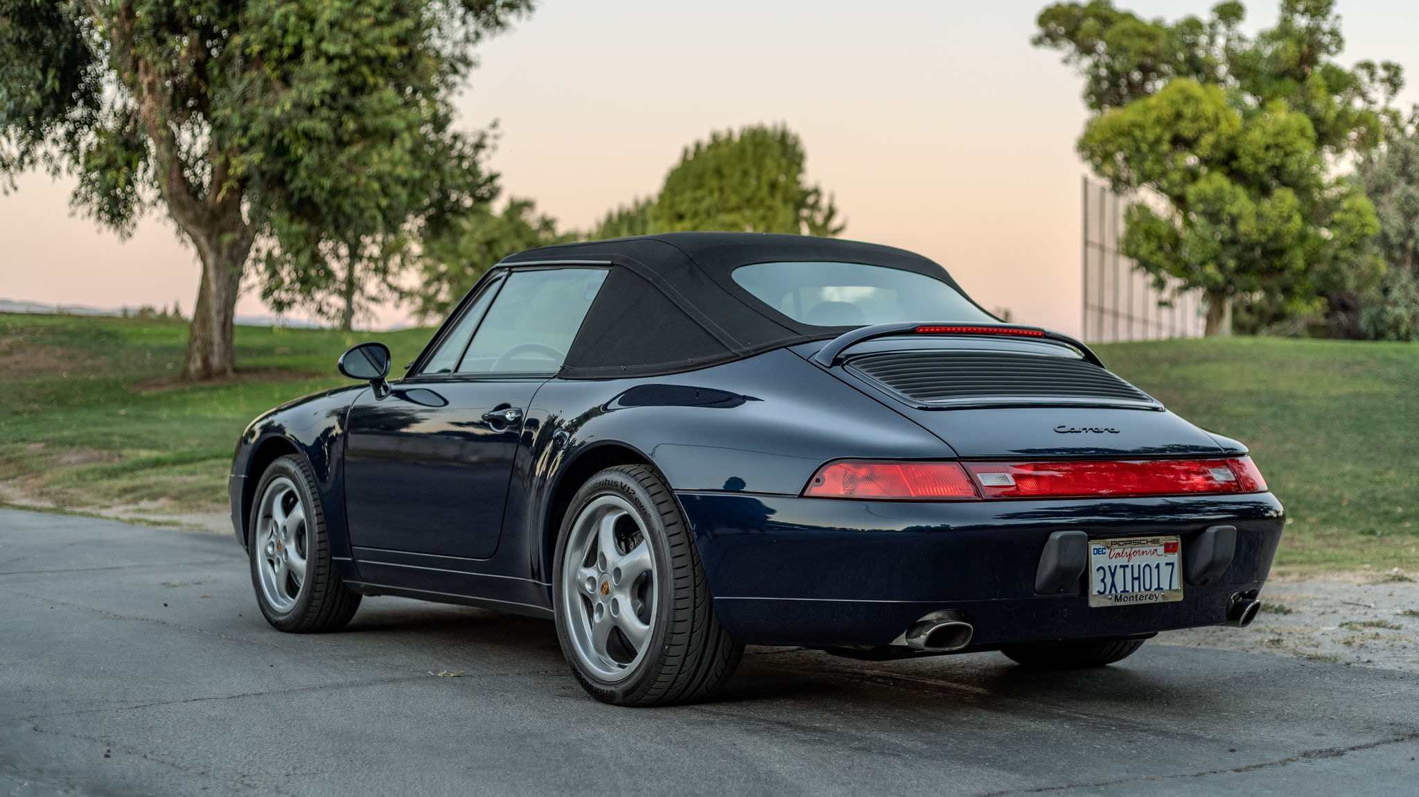 Used 1998 Porsche 911 Cabriolet image 4