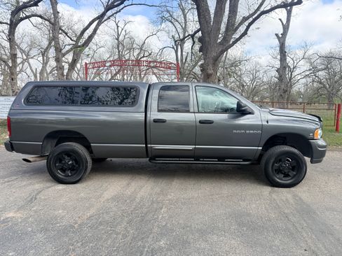 Used 2004 Dodge Ram 2500 Truck SLT w/ Sport Appearance Group image 4