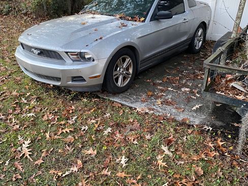 Used 2012 Ford Mustang Coupe image 1