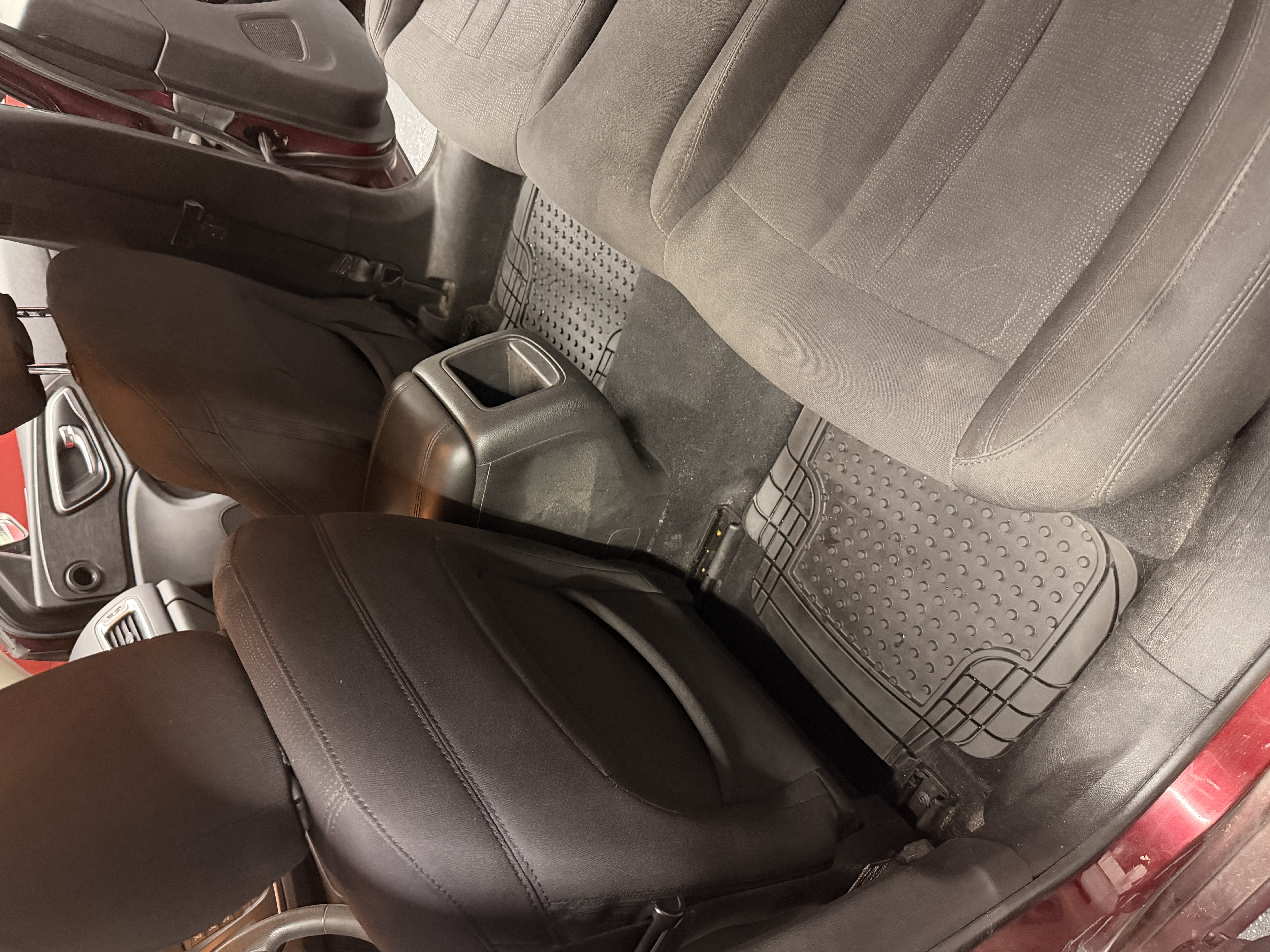 Used 2015 Chrysler 200 Limited FWD image 13