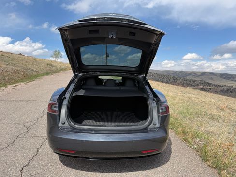 Used 2017 Tesla Model S 90D AWD/4WD image 28