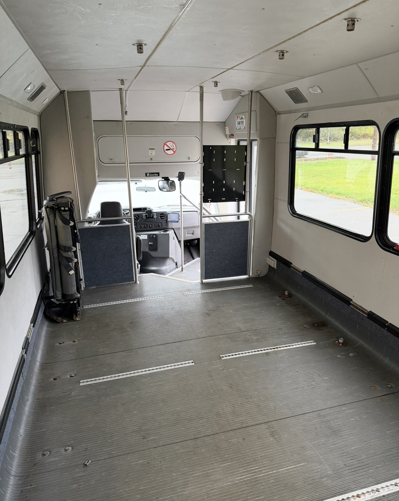 Used 2016 Ford E-450 and Econoline 450 Super Duty w/ Shuttle Bus Prep Package RWD image 2