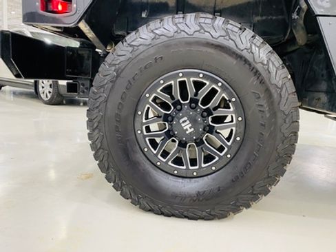 Used 1998 HUMMER H1 4-Door Wagon image 4