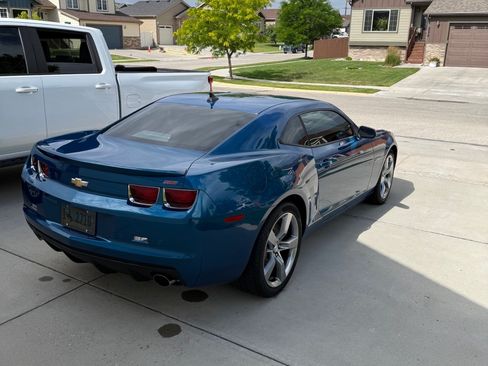 Used 2010 Chevrolet Camaro SS w/ RS Package RWD image 6