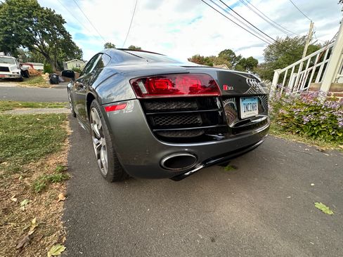 Used 2012 Audi R8 V10 image 14