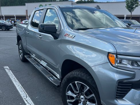 Used 2023 Chevrolet Silverado 1500 RST image 8
