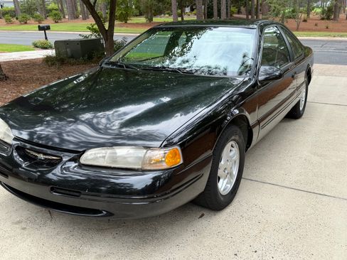 Used 1996 Ford Thunderbird LX RWD image 4