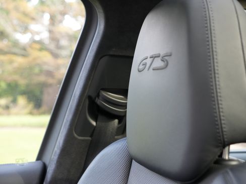 Used 2016 Porsche Cayenne GTS AWD/4WD image 15