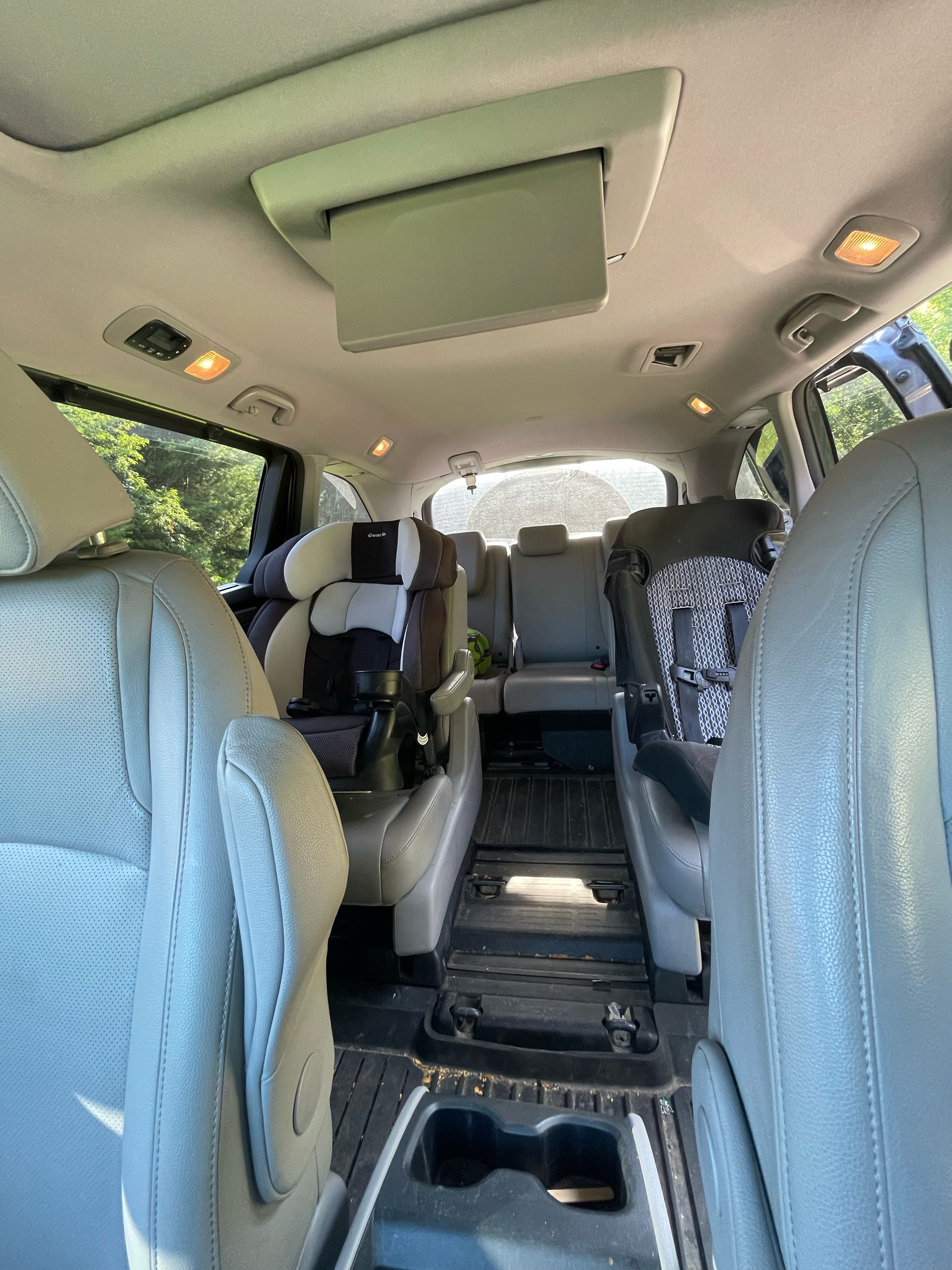 Used 2019 Honda Odyssey Elite image 9