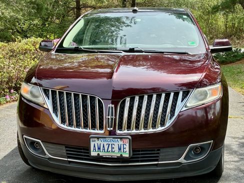 Used 2011 Lincoln MKX AWD w/ 102A Rapid Spec Order Code image 1