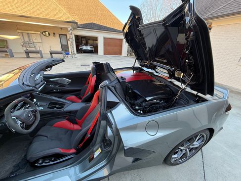 Used 2022 Chevrolet Corvette Stingray Premium Conv w/ Z51 Performance Package image 10