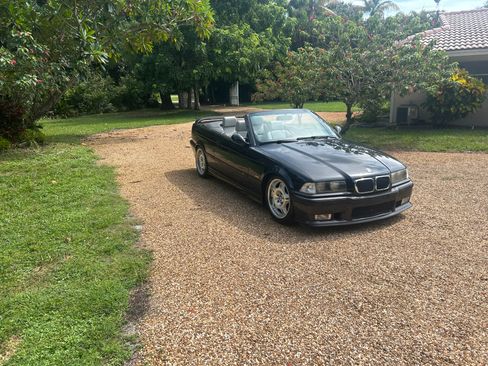 Used 1999 BMW M3 Convertible image 8