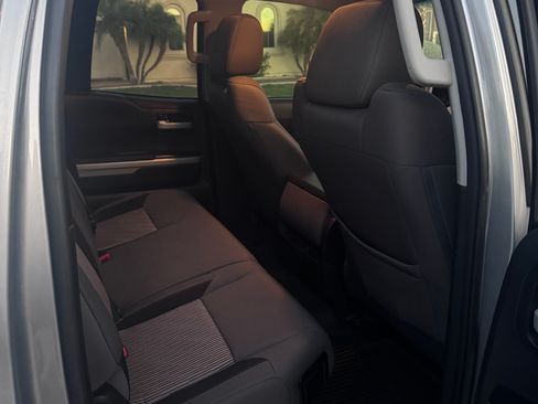 Used 2017 Toyota Tundra SR image 15