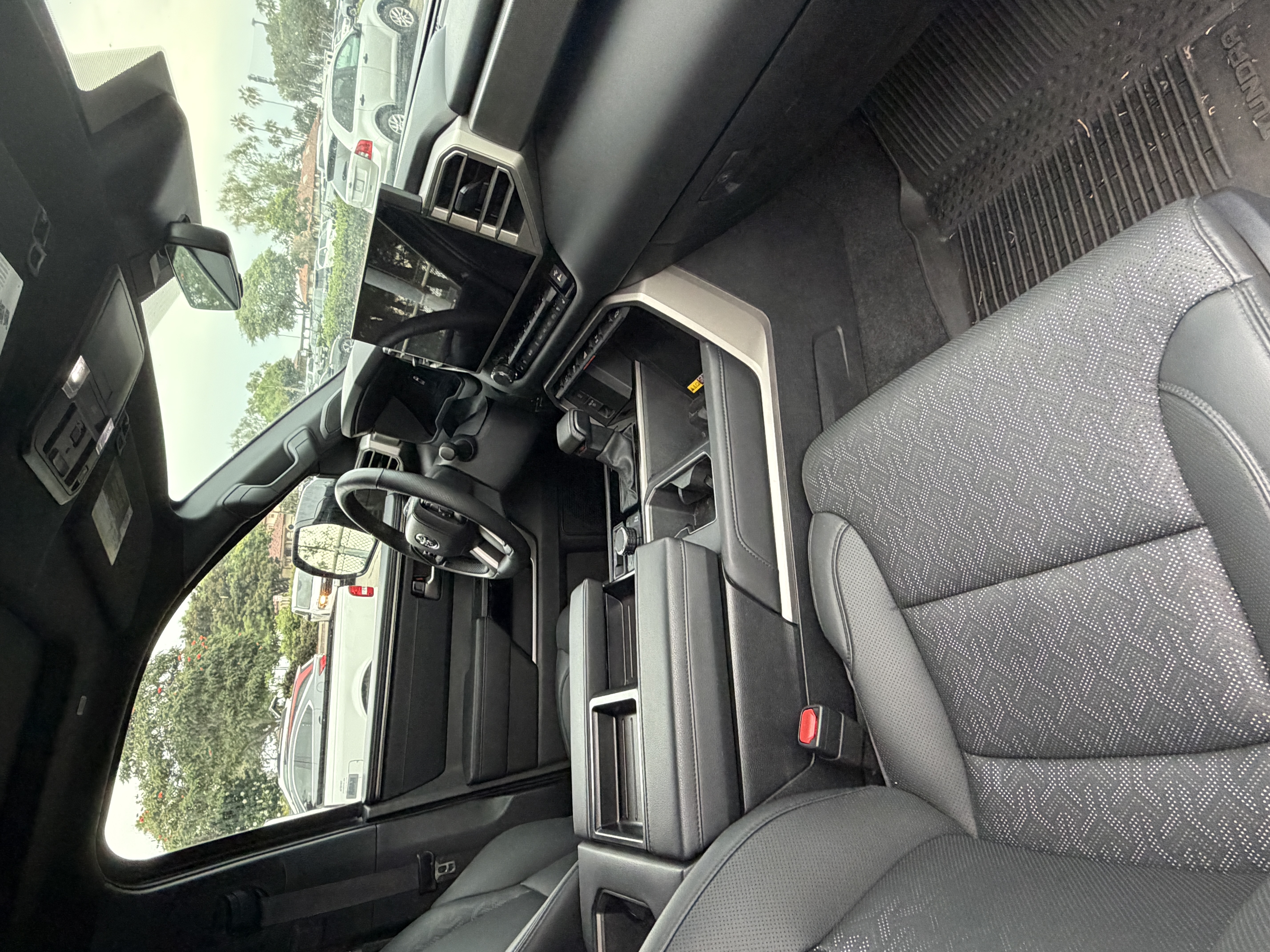 Used 2025 Toyota Tundra Limited w/ TRD Off-Road Package AWD/4WD image 4