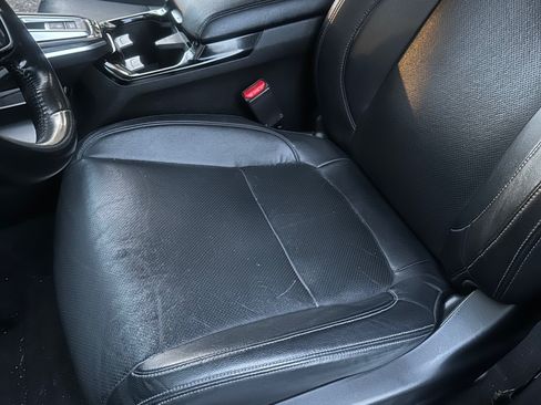 Used 2018 Honda Clarity Touring image 10