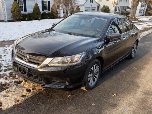 Used 2015 Honda Accord LX image 11
