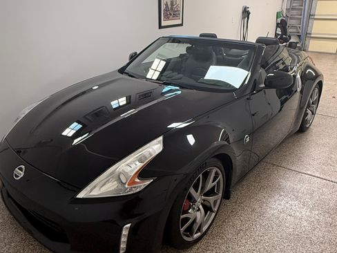 Used 2013 Nissan 370Z Touring w/ Sport Pkg image 1