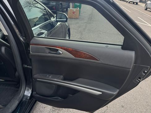 Used 2014 Lincoln MKZ Sedan 4D w/ Equipment Group 102A Reserve image 9