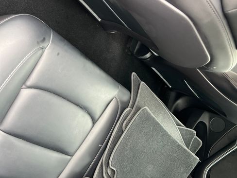 Used 2021 Tesla Model 3 Performance image 17