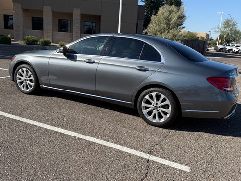 Used 2019 Mercedes-Benz E 300 image 12