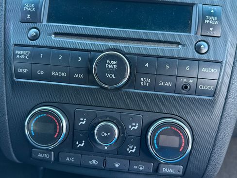 Used 2009 Nissan Altima 2.5 SL w/ SL Pkg image 11