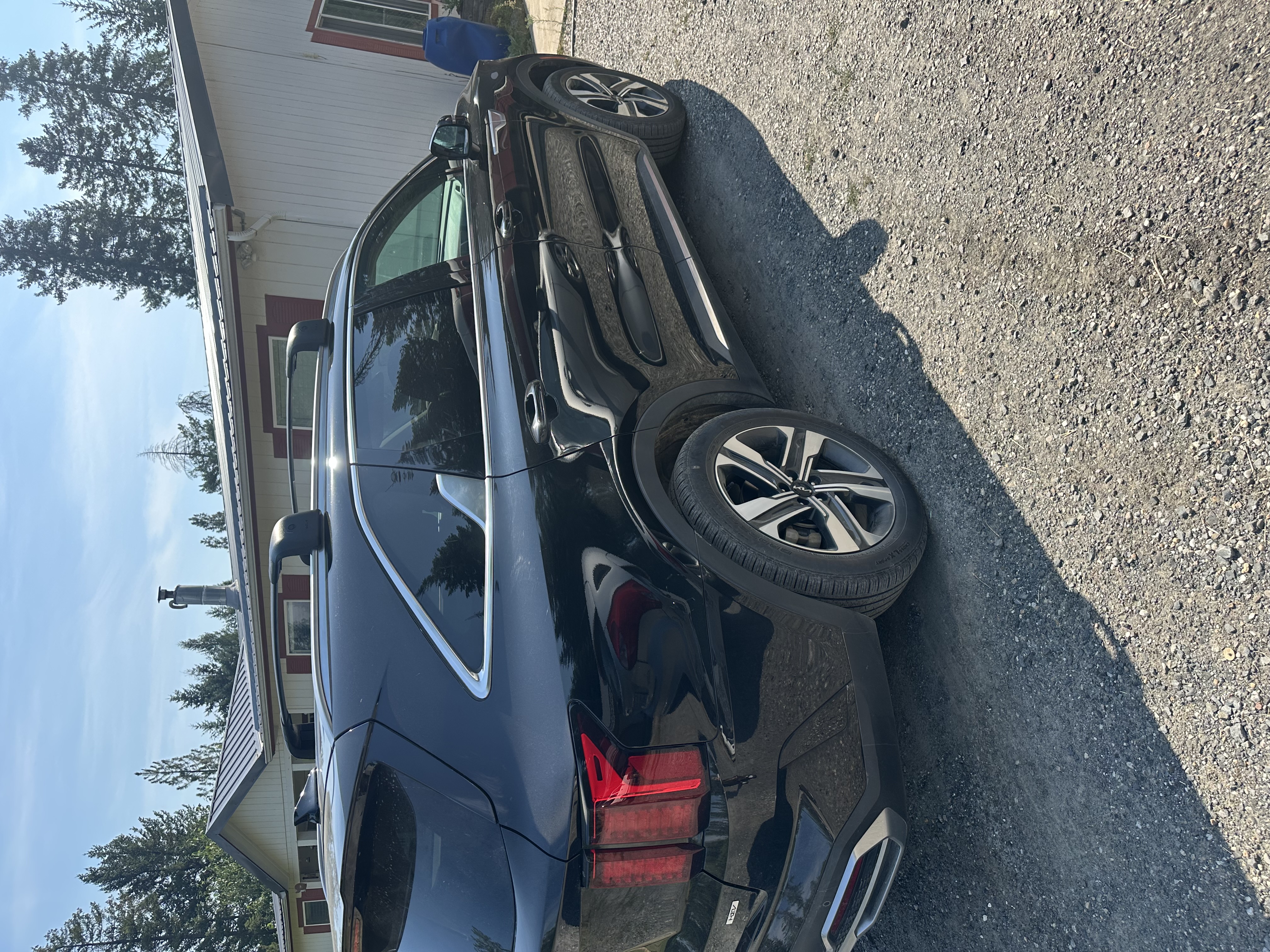 Used 2024 Kia Sorento EX AWD/4WD image 5