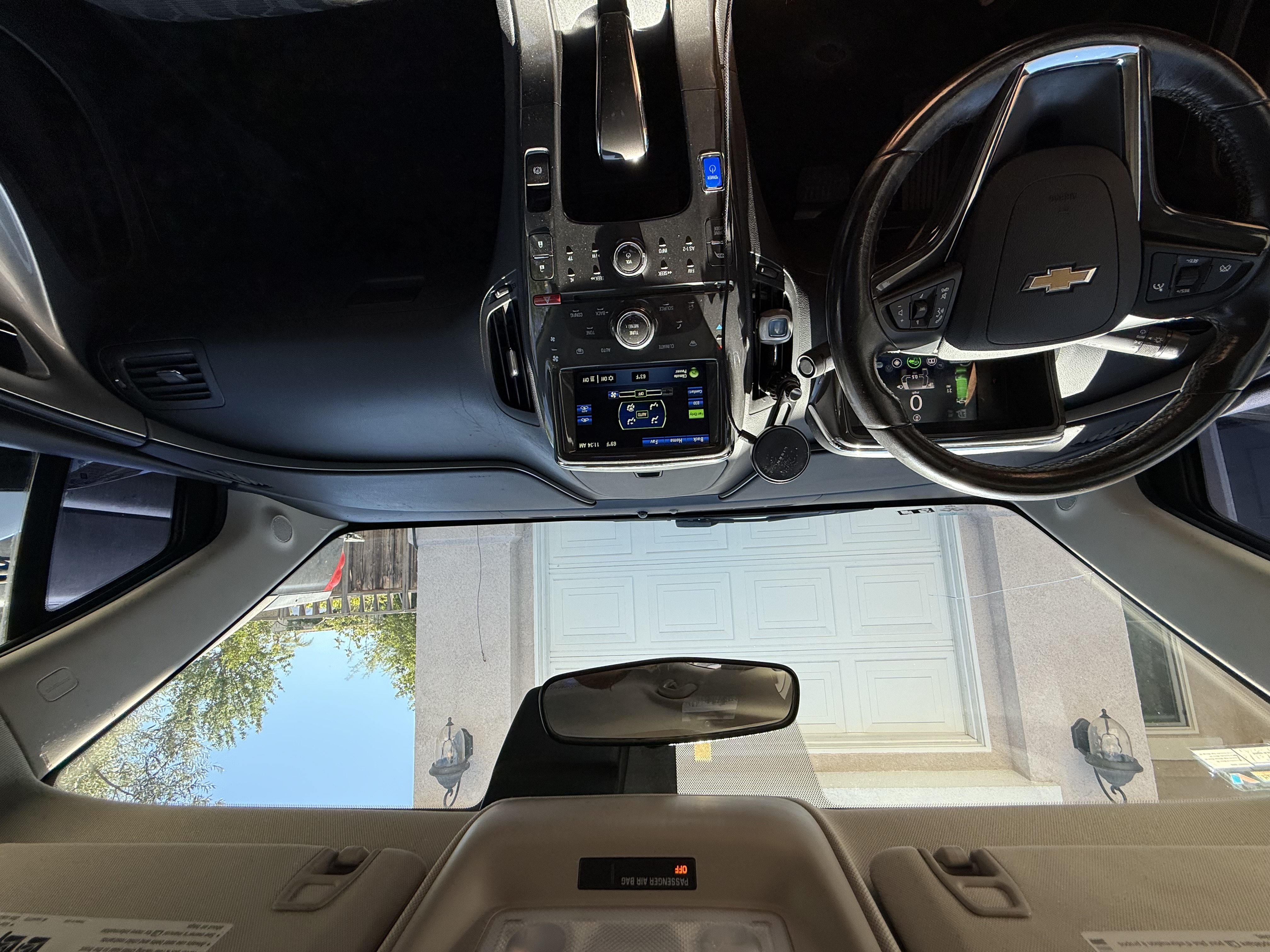 Used 2014 Chevrolet Volt FWD image 19