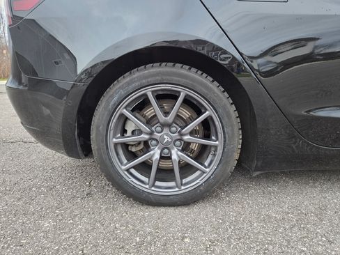 Used 2018 Tesla Model 3 Long Range image 24