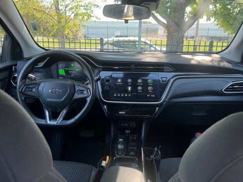 Used 2023 Chevrolet Bolt EUV LT w/ Driver Confidence Package FWD image 5