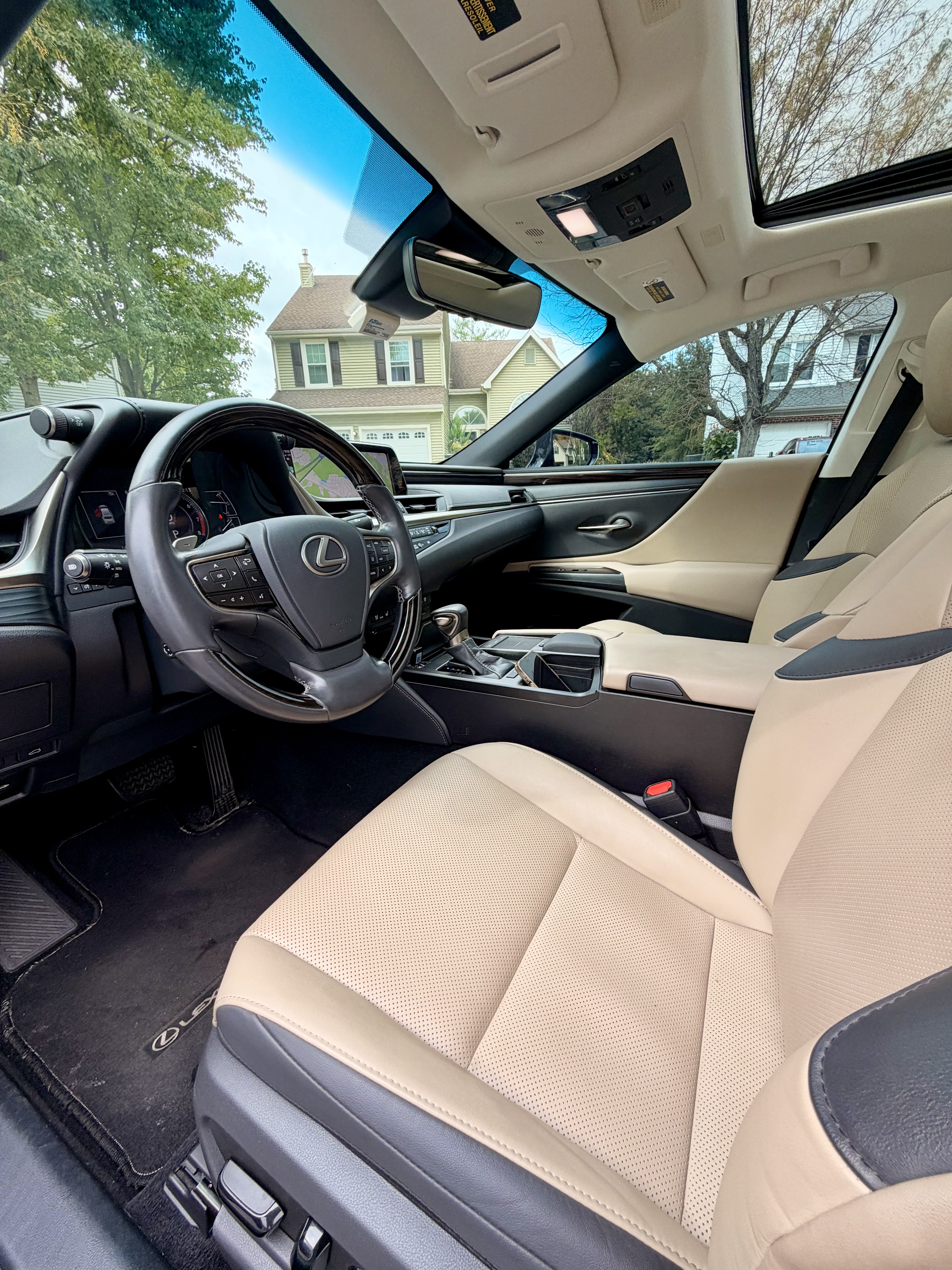 Used 2020 Lexus ES 350 w/ Premium Package FWD image 6