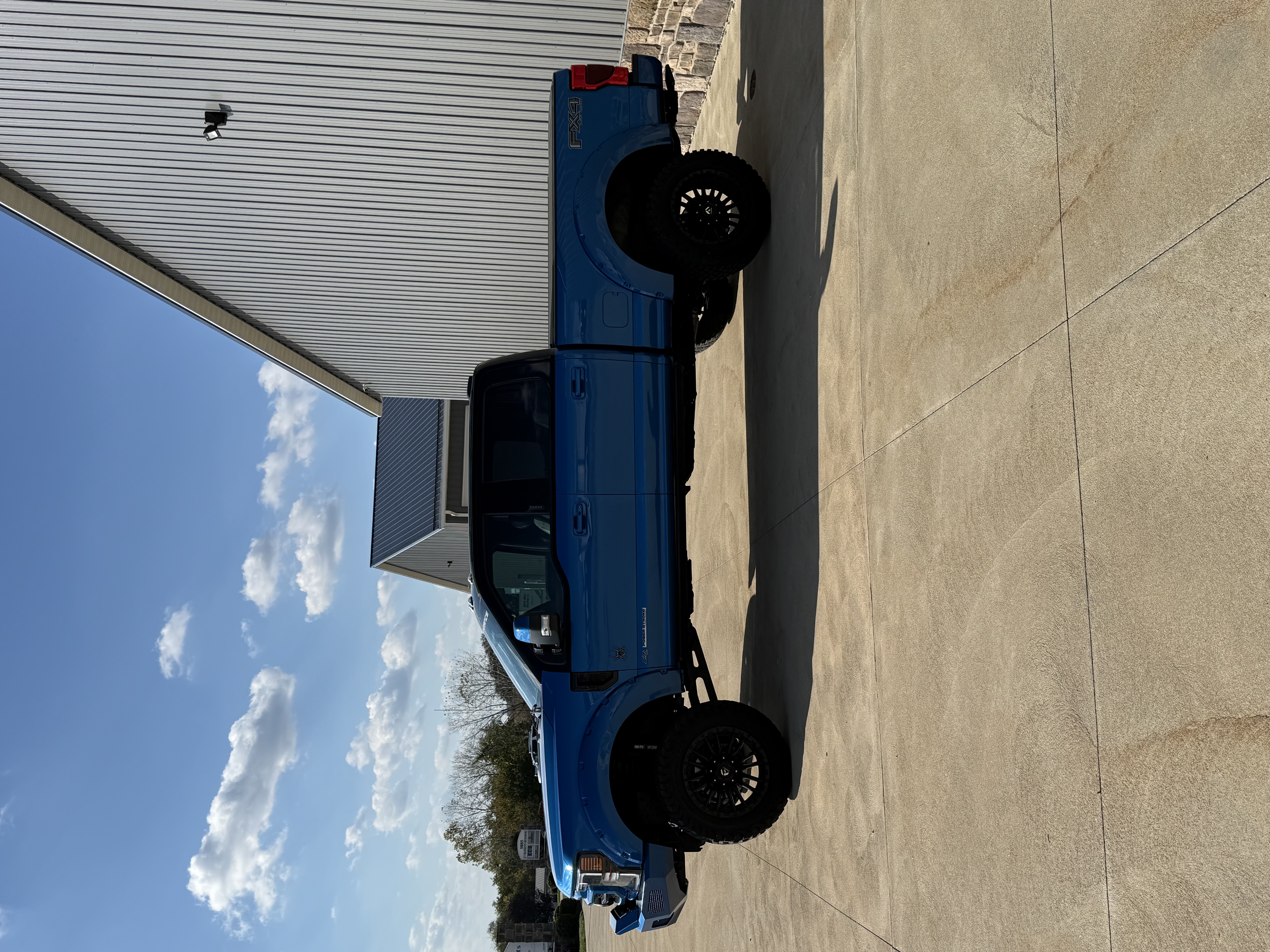 Used 2021 Ford F250 Lariat AWD/4WD image 5