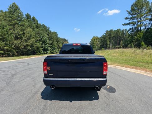 Used 2017 RAM 1500 Express w/ Express Value Package image 5