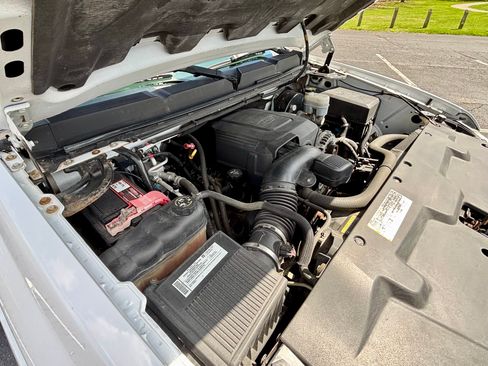 Used 2008 Chevrolet Silverado 1500 LT w/ Power Pack Plus RWD image 19