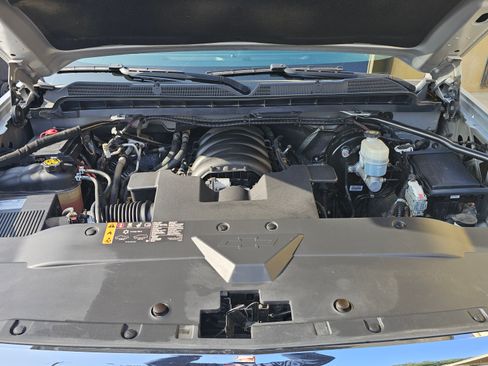 Used 2018 Chevrolet Silverado 1500 LT w/ All Star Edition image 8