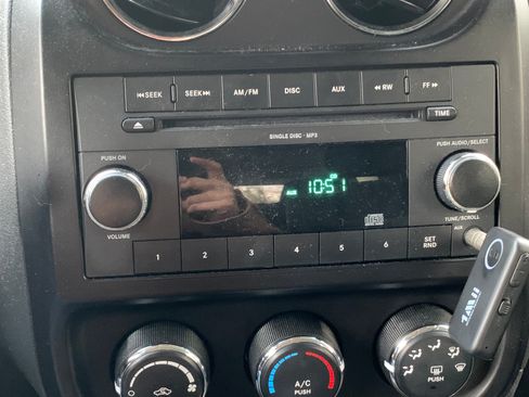 Used 2011 Jeep Patriot Sport image 13