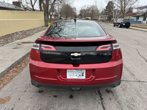 Used 2012 Chevrolet Volt Premium w/ Premium Trim Package image 5