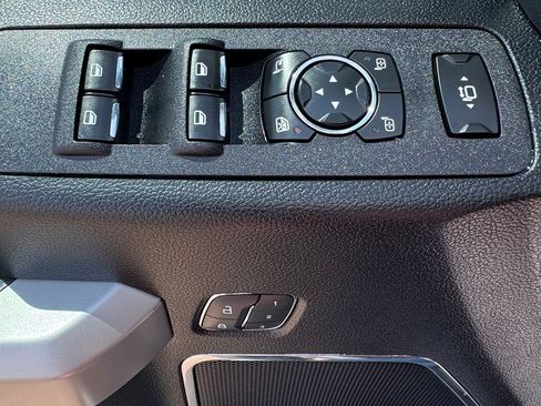 Used 2017 Ford F250 Lariat w/ Lariat Ultimate Package image 19