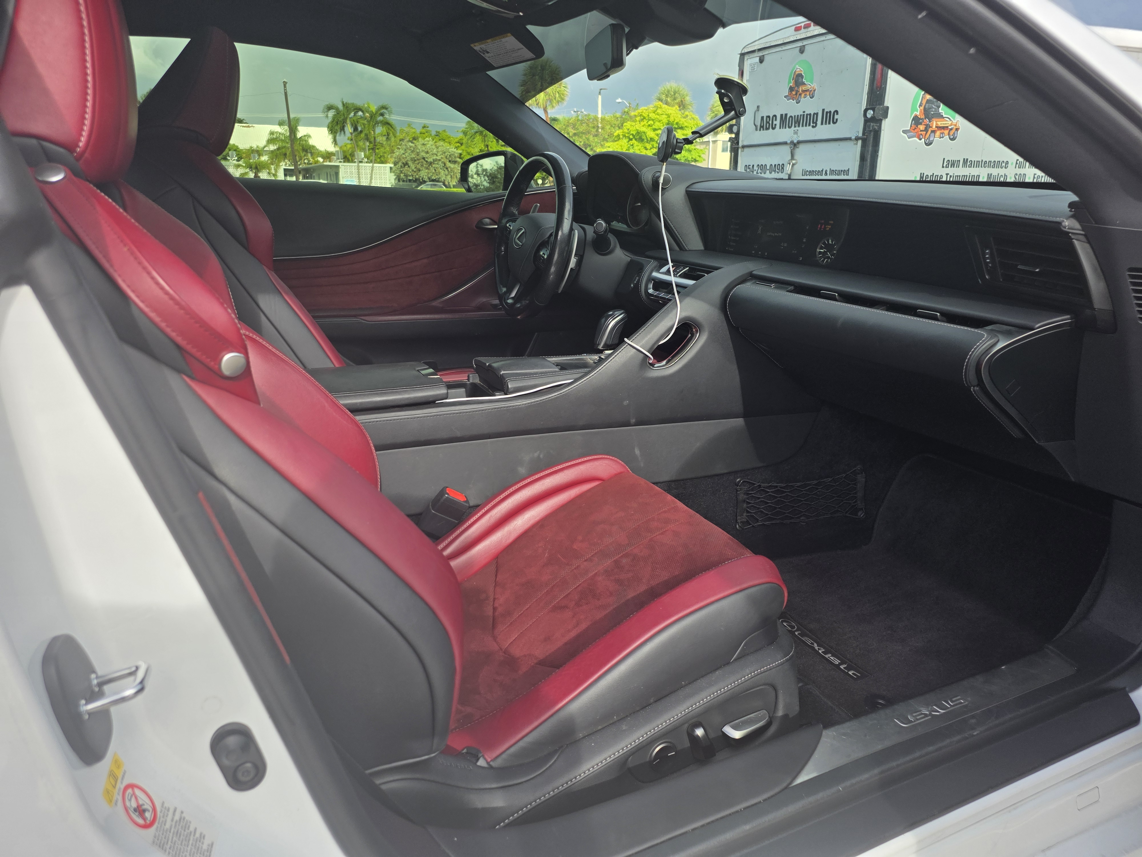 Used 2018 Lexus LC 500 Coupe w/ Sport Package RWD image 6