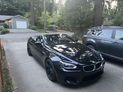 Used 2015 BMW M6 Convertible RWD image 1