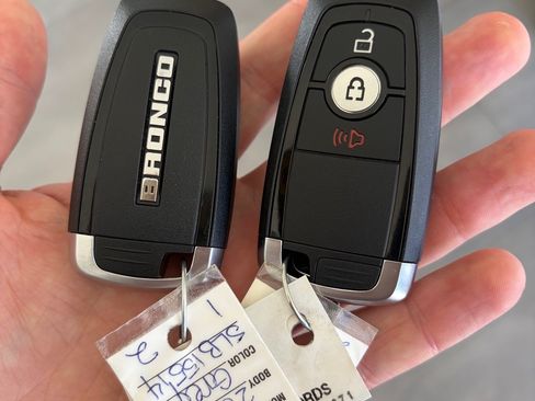 Used 2025 Ford Bronco 2-Door w/ Sasquatch Package image 25