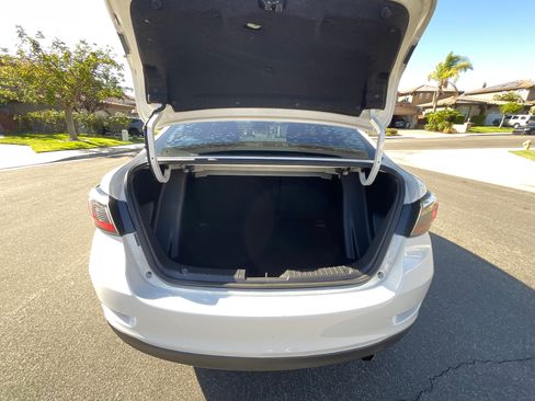 Used 2017 Toyota Yaris iA FWD image 16