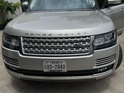 Used 2015 Land Rover Range Rover Supercharged image 1