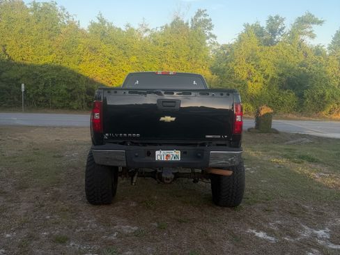 Used 2008 Chevrolet Silverado 1500 LT w/ Skid Plate Package AWD/4WD image 9