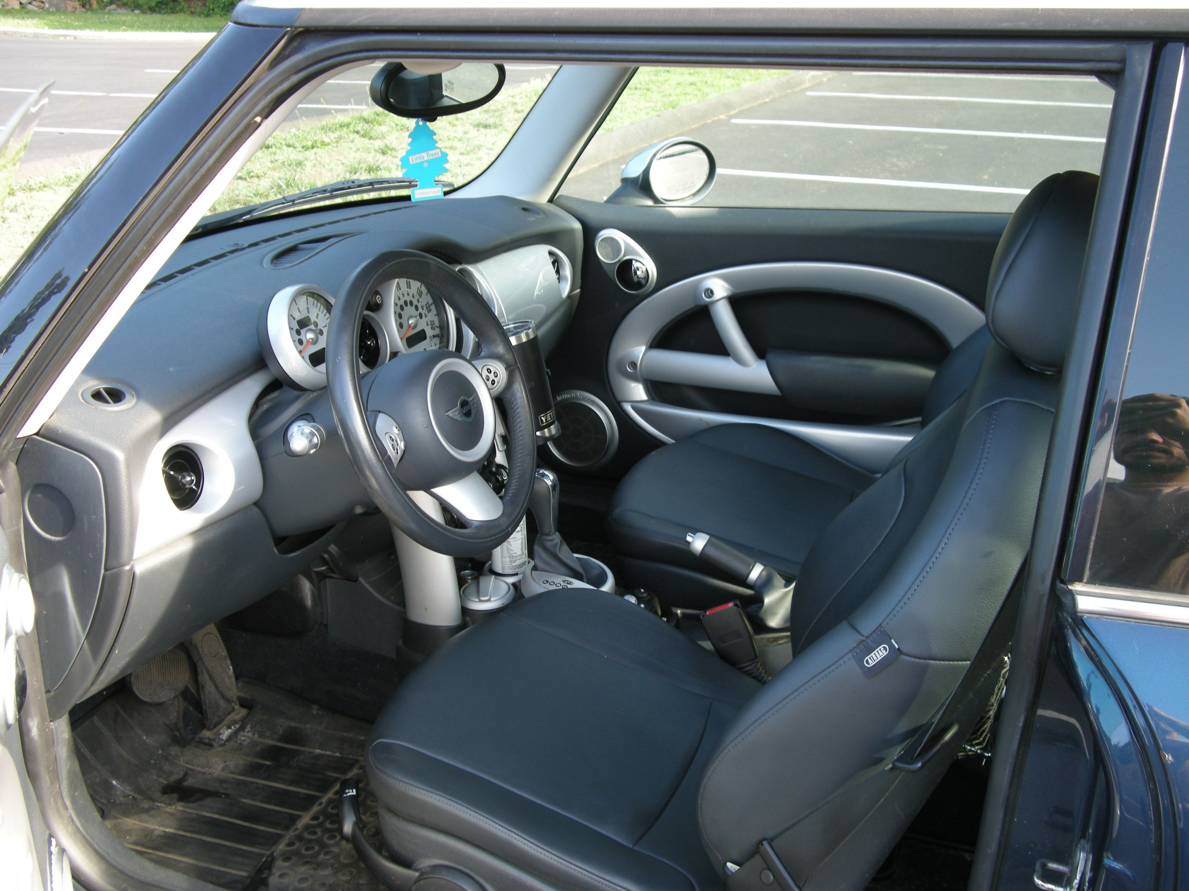 Used 2006 MINI Cooper Hardtop FWD image 5